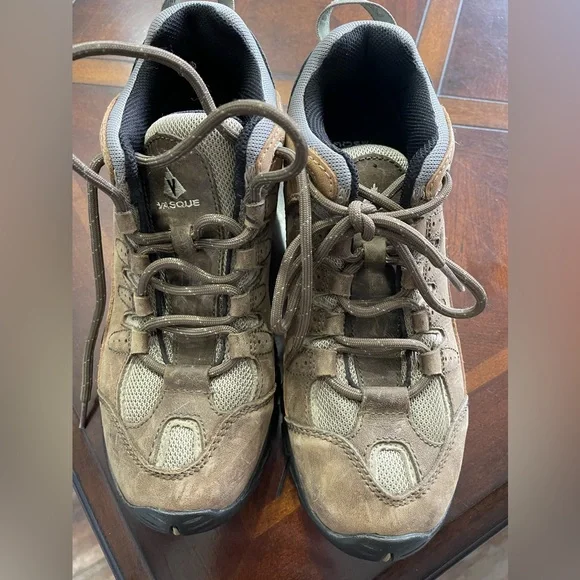 Vasque Vibram Leather Hiking Shoes Womens size 8.5 - Picture 2 of 7